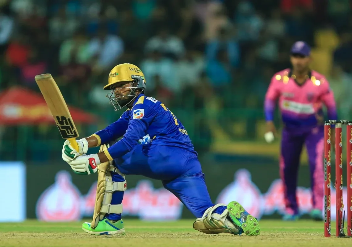 জাফনা কিংসের জার্সিতে ৩৯ বলে ৫৪ রানের ইনিংস খেলেছেন তৌহিদ হৃদয়