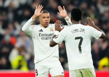 গোলের পর কিলিয়ান এমবাপ্পে