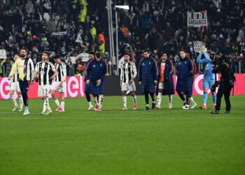 ম্যাচ শেষে জুভেন্টাসের খেলোয়াড়রা