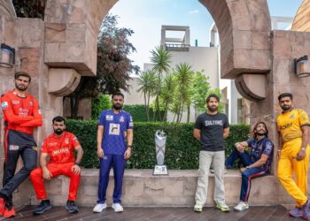 আজ শুরু হচ্ছে পাকিস্তান সুপার লিগ। প্রথম দিনই লাহোর কালান্দার্সের হয়ে মাঠে নামছেন বাংলাদেশের স্পিনার রিশাদ হোসেন।