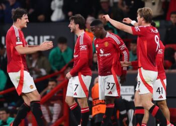 জয়ের পর ম্যানইউয়ের খেলোয়াড়রা