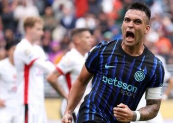 গোলের পর লাউতারো মার্টিনেজ