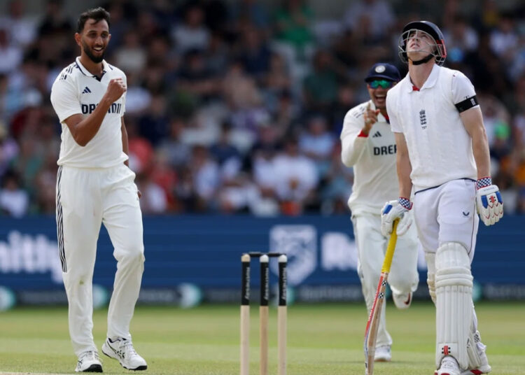 হেডিংলিতে ৩১ বছর পর ৯৯ রানে আউট ব্যাটার হ্যারি ব্রুক