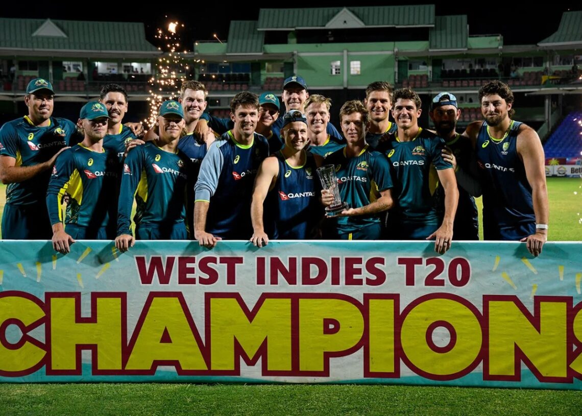 ট্রফি জয়ী অস্ট্রেলিয়া দল