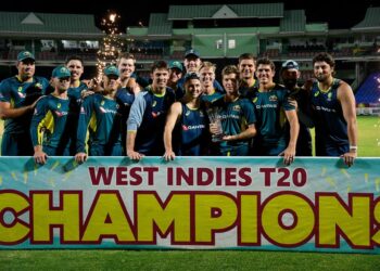 ট্রফি জয়ী অস্ট্রেলিয়া দল