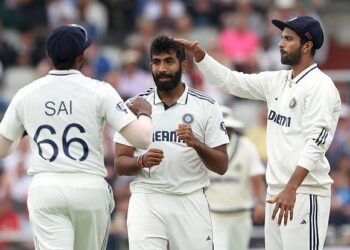 গোলের পর সুয়ারেজের সঙ্গে পলের হাই ফাইভ