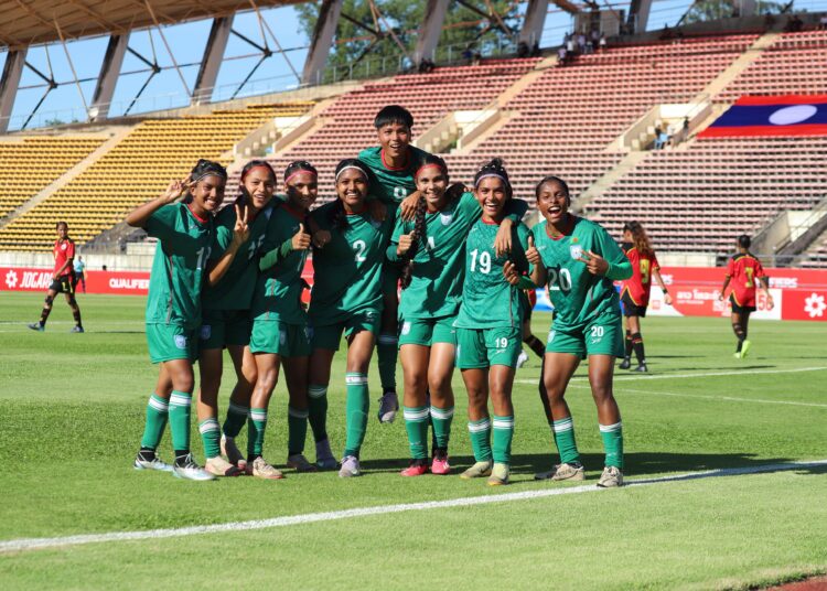 বাংলাদেশ অনূর্ধ্ব-২০ নারী ফুটবল দল।