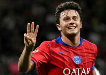 হ্যাটট্রিকম্যান হোয়াও নেভেস