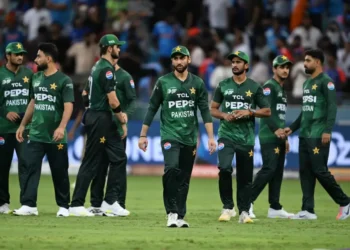 পাকিস্তানের ক্রিকেটারদের দুঃসংবাদ দিলো পিসিবি