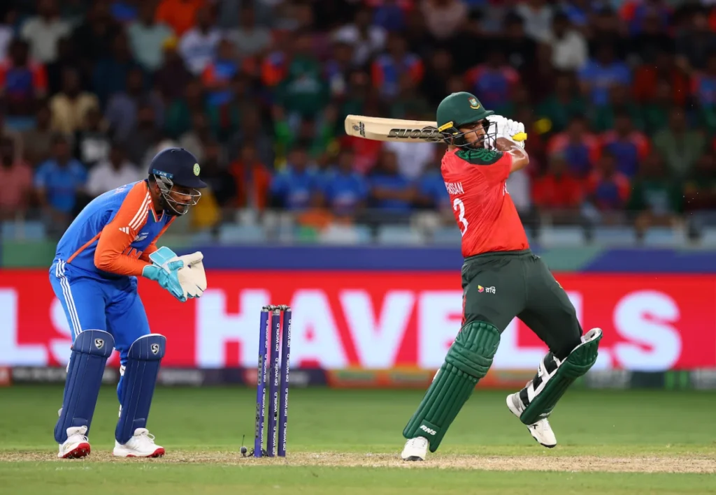 সাইফ হাসান ছাড়া বাংলাদেশের আর কোন ব্যাটারই ২০ বলের বেশি খেলতে পারেননি।