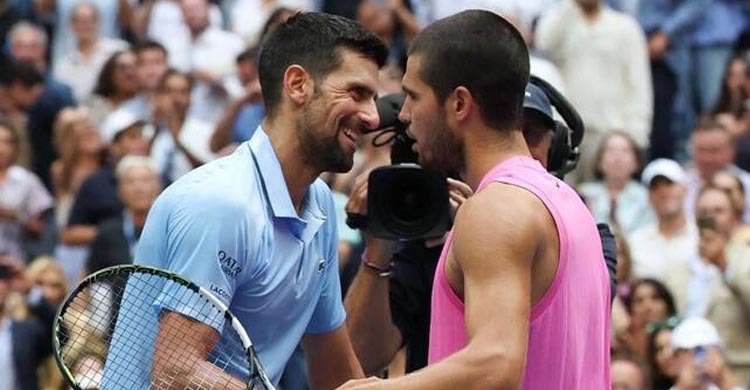 সরকারের রোষে পড়ে দেশত্যাগ জোকোভিচের