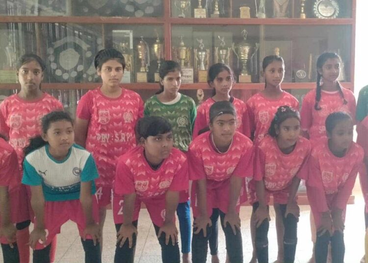 ছবি কালেক্টেড