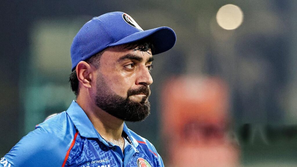 বাংলাদেশের বিপক্ষে হার মানতে পারছেন না রশিদ খান