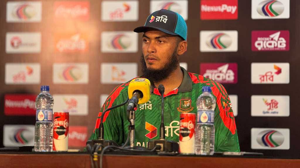 মিরপুরের উইকেট নিয়ে রিশাদের ভিন্ন সুর