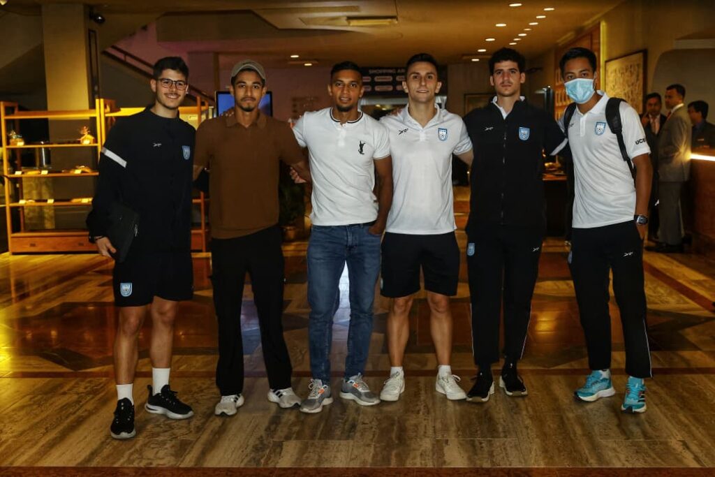 ভারতের বিপক্ষে ম্যাচের জন্য ক্যাম্পের ১ম দিনে যোগ দিলেন ১৪ ফুটবলার