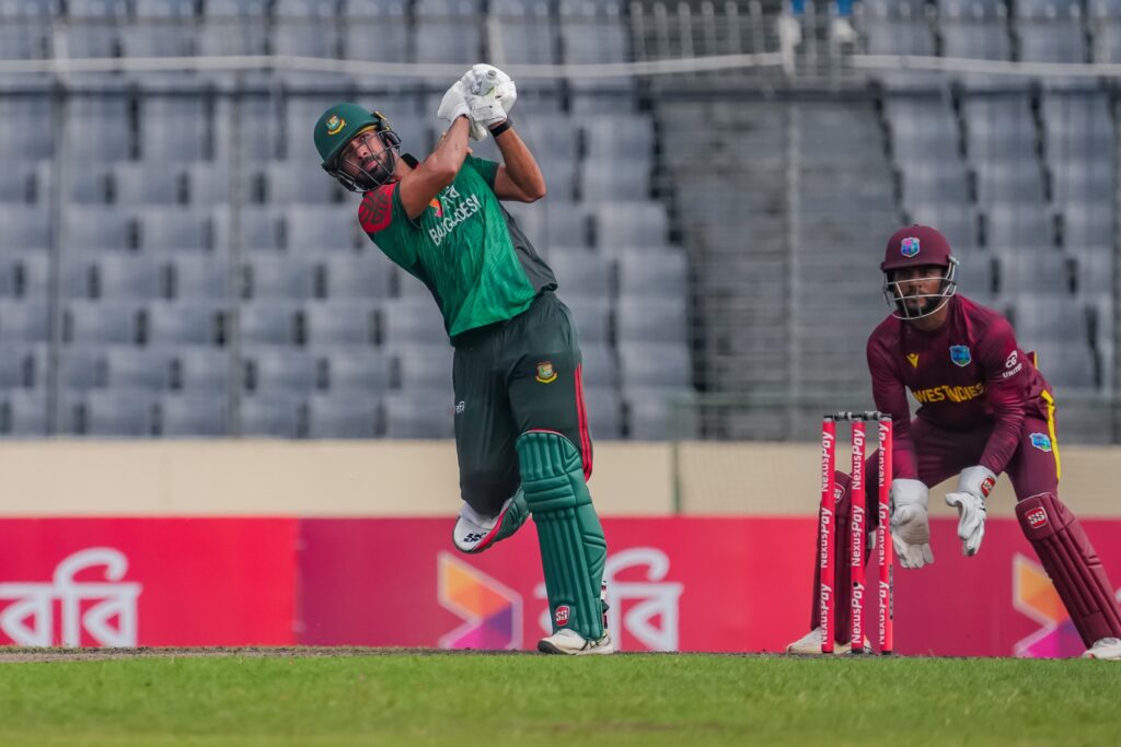 সেঞ্চুরি পেলন না সাইফ হাসান