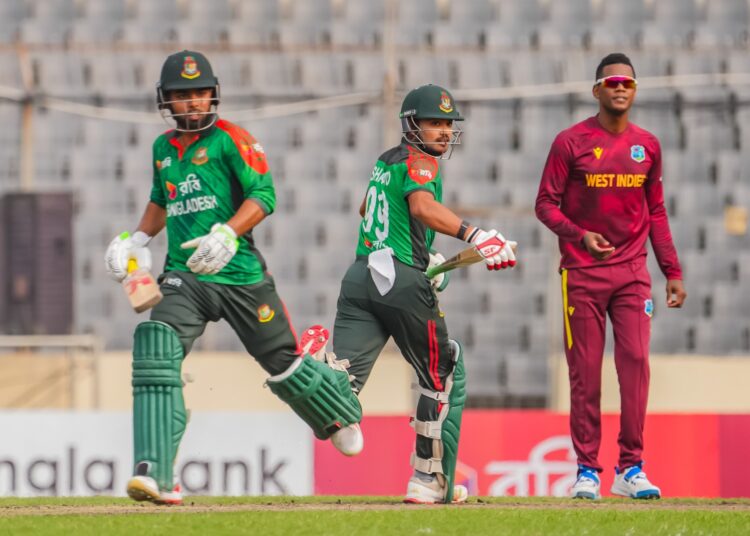 উইন্ডিজকে ২৯৭ রানের টার্গেট দিল বাংলাদেশ