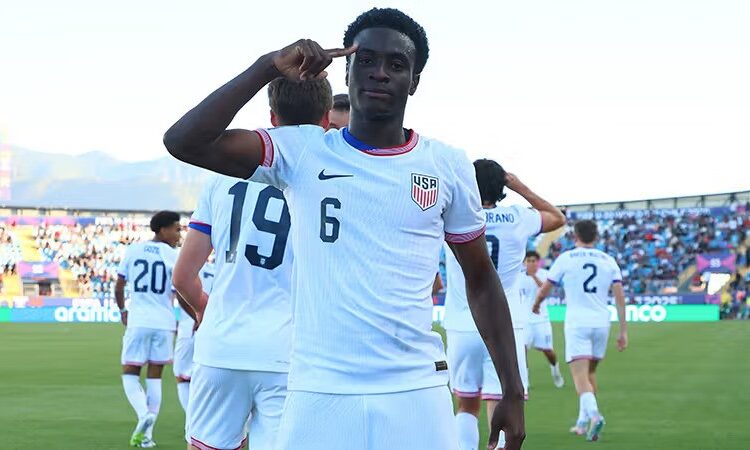 ফ্রান্সকে হারানোর পর যুক্তরাস্ট্রের খেলোয়াড়রা