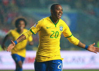 CONCEPCION, CHILE - JUNE 27:  Robinho of Brazil celebrates after scoring the opening goal during the 2015 Copa America Chile quarter final match between Brazil and Paraguay at Ester Roa Rebolledo Stadium on June 27, 2015 in Concepcion, Chile. (Photo by Hector Vivas/LatinContent via Getty Images)