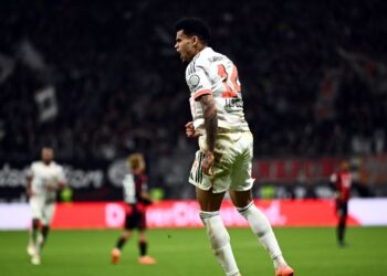 জোড়া গোলদাতা লুইস দিয়াজ