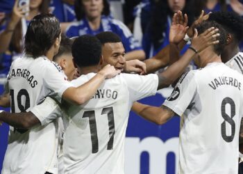 গোলের পর রিয়াল মাদ্রিদের খেলোয়াড়রা