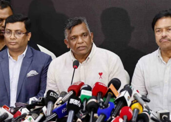 চলছে বিসিবির নতুন কমিটির প্রথম বোর্ড মিটিং