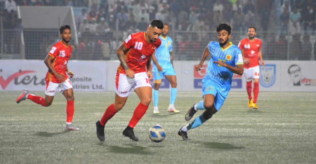 মোহামেডান-আবাহনীর লড়াইয়ে অঘটন