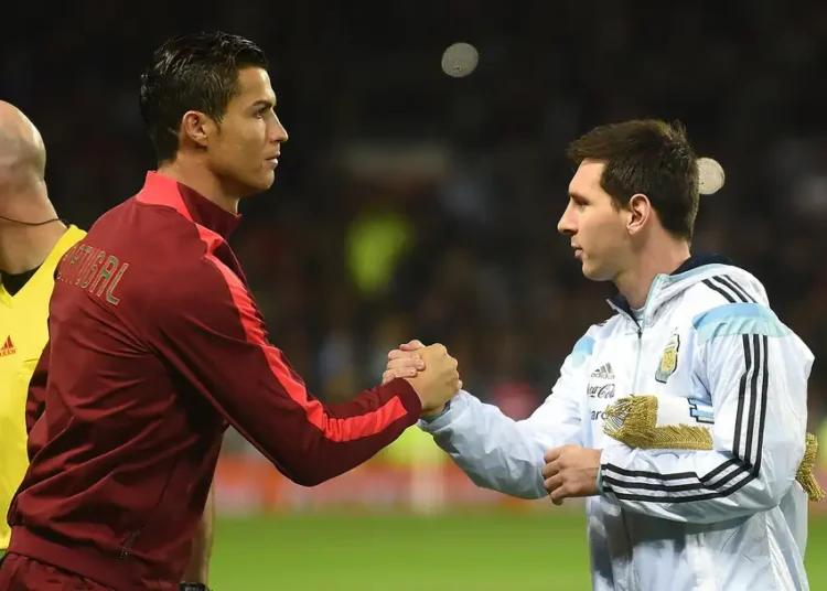 ফিফা বর্ষসেরা একাদশে মনোনয়ন পেয়েছেন মেসি-রোনালদো