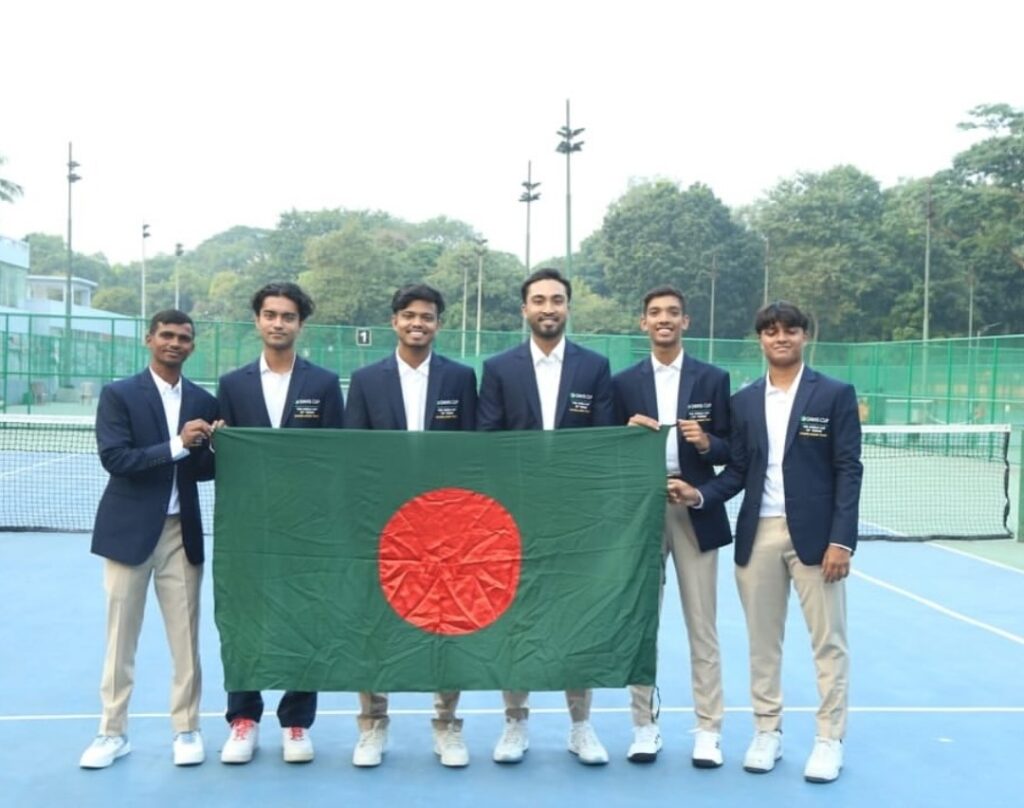বাংলাদেশ টেনিস দলের খেলোয়াড়রা