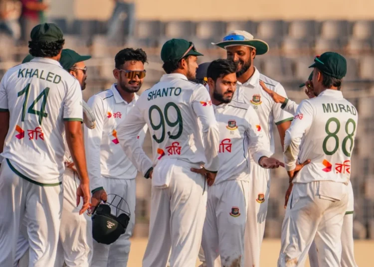 আয়ারল্যান্ডকে ২৬৫ রানে থামিয়ে ফের ব্যাটিংয়ে বাংলাদেশ