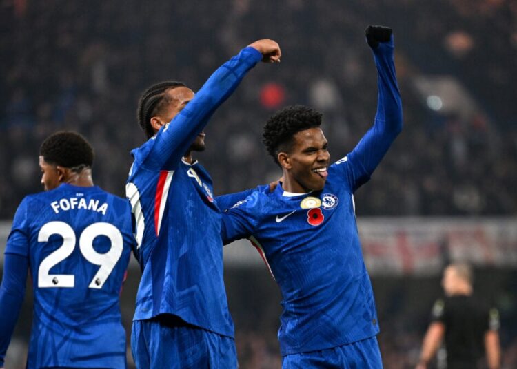 গোলের পর চেলসির খেলোয়াড়দের উল্লাস