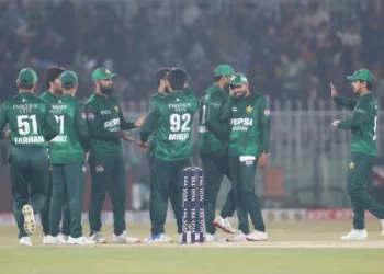 ত্রিদেশীয় টি-টোয়েন্টিতে পাকিস্তানের টানা দ্বিতীয় জয়