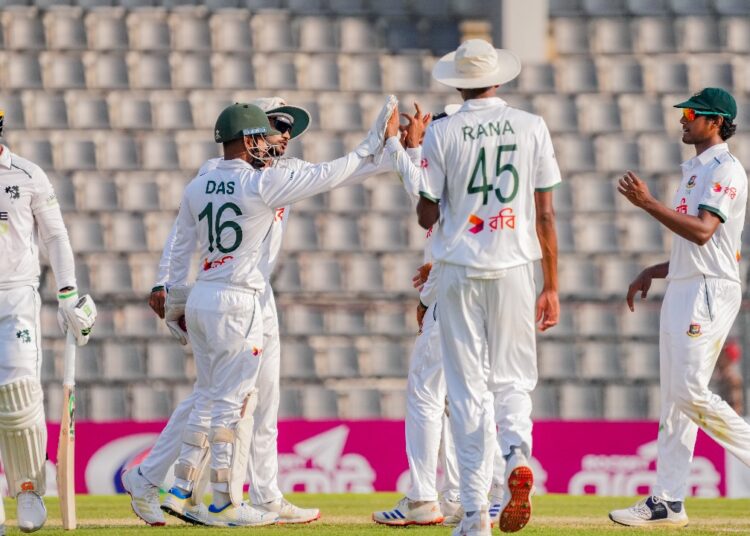 সিলেট টেস্টের প্রথম দিন আইয়ারল্যান্ডের