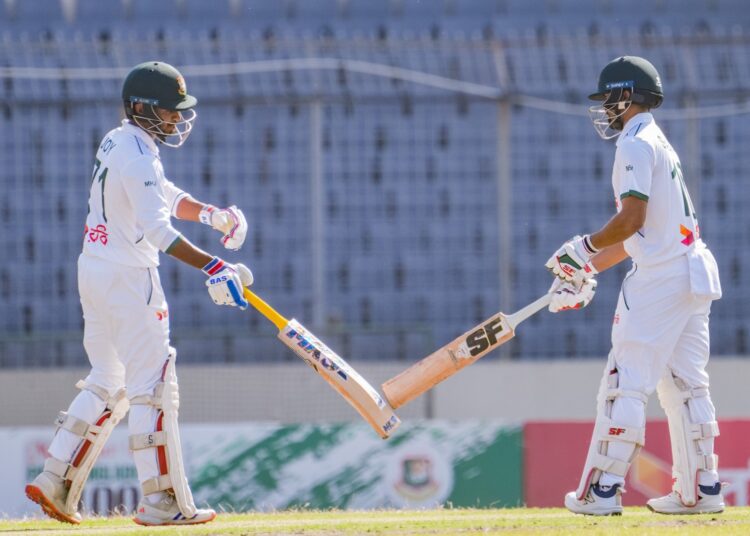 লাঞ্চ বিরতিতে বাংলাদেশের সংগ্রহ ১০০/৩