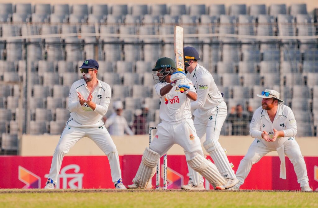মিরপুর টেস্টে বড় লিডের পথে বাংলাদেশ