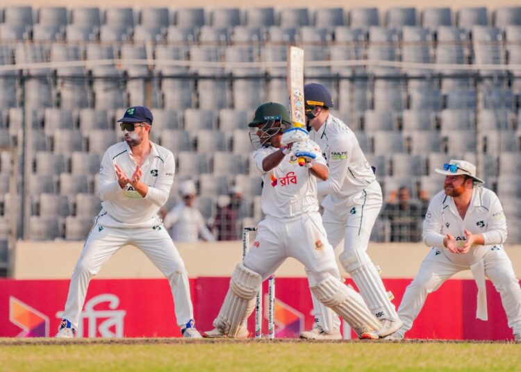 মিরপুর টেস্টে বড় লিডের পথে বাংলাদেশ