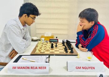 মনন রেজা নীড় ড্র করেন গ্র্যান্ড মাস্টার হোয়ার সাথে ড্র করেন