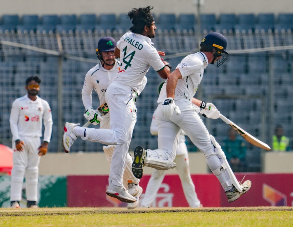 মুশফিকের ঐতিহাসিক টেস্ট - একের ভিতর সব