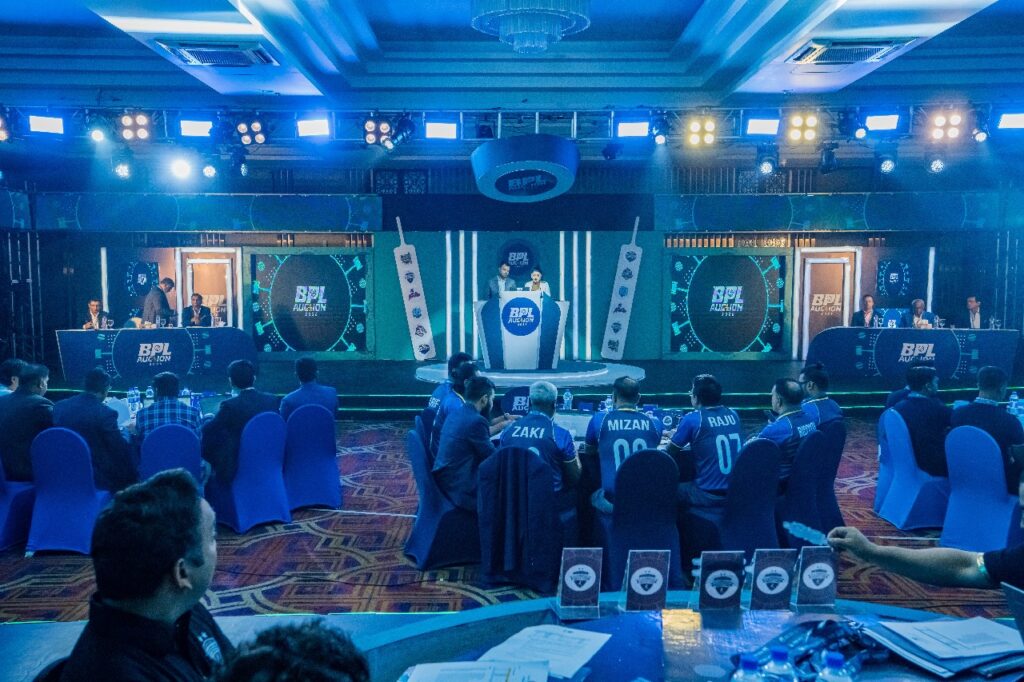 বিপিএল নিলামে চূড়ান্ত ৬ দল