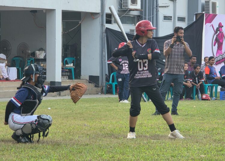 ৬ষ্ঠ জাতীয় নারী বেসবল চ্যাম্পিয়নশিপের একটি মুহুর্ত