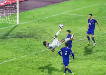 বাই-সাইকেল কিকে চোখ ধাঁধানো গোলে সমতা আনেন হামজা