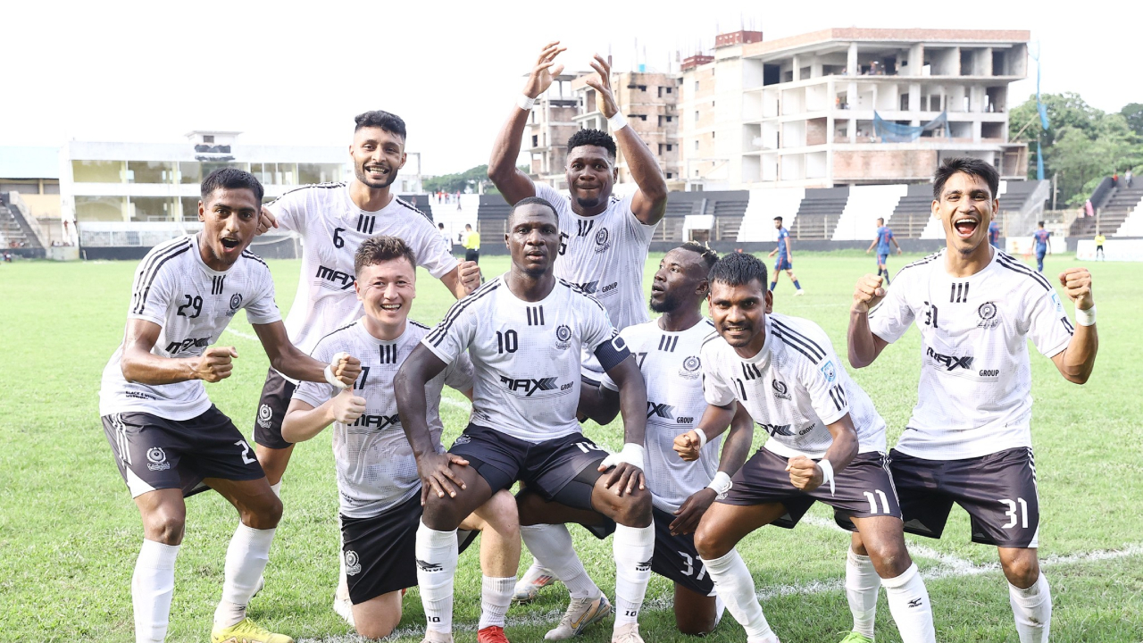 মোহামেডান-আবাহনীর লড়াইয়ে অঘটন