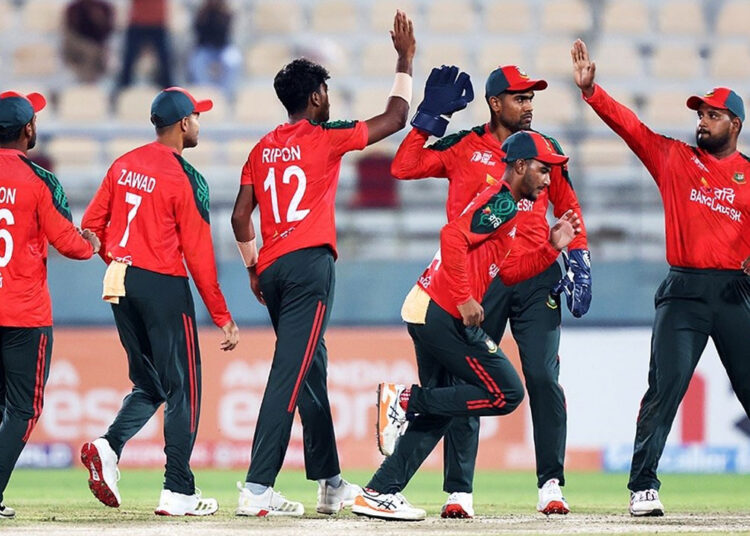 বাংলাদেশের বোলাররা দ্রুত সময়ে সাফল্য এনে দেন