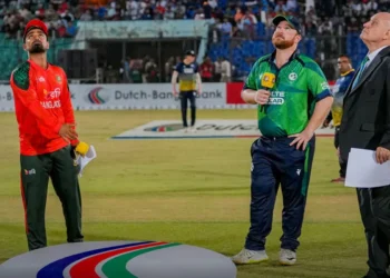 টস জিতে ফিল্ডিংয়ে বাংলাদেশ