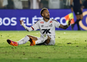 নেইমারের বিশ্বকাপ অনিশ্চিত