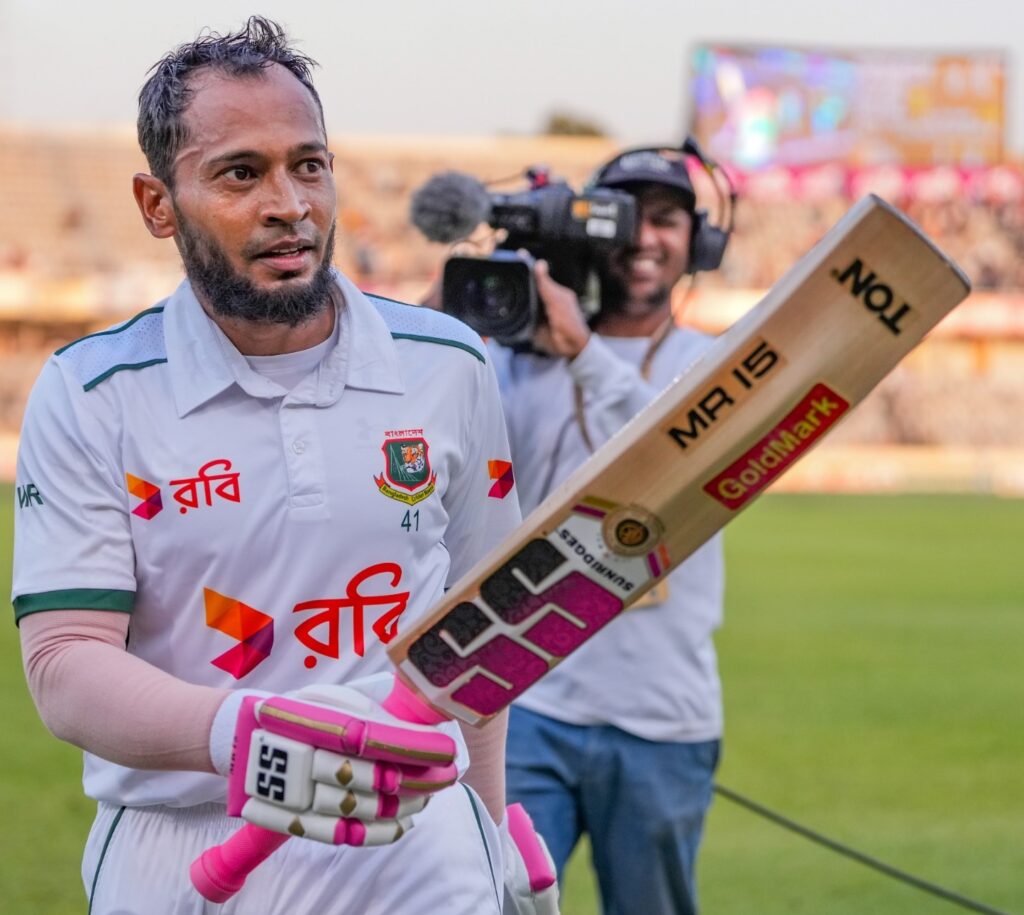 মুশফিক ও লিটনের সেঞ্চুরি