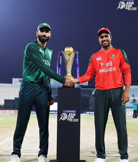 শিরোপা নির্ধারণের আগুন লড়াই আজ