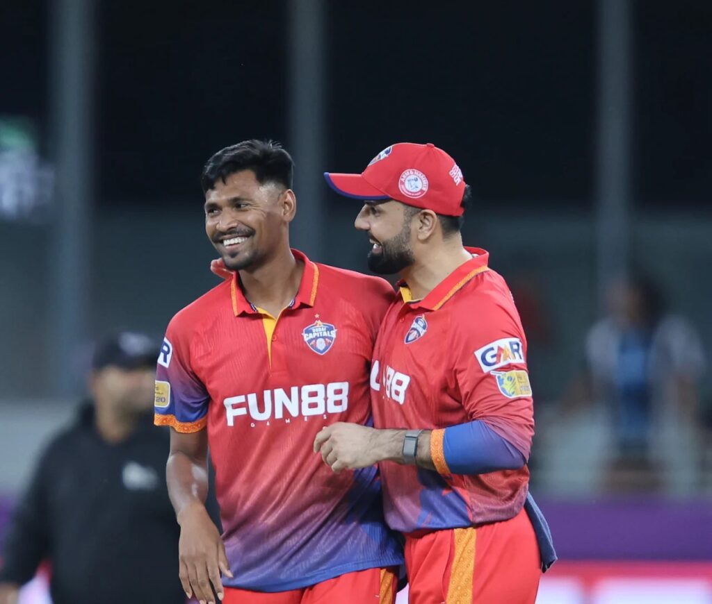 জেতার ধারায় ফিরলো মুস্তাফিজ এর দুবাই ক্যাপিটালস