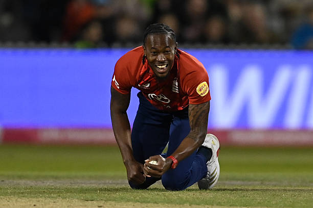 ঝুঁকি নিয়েই ইংল্যান্ডের বিশ্বকাপ স্কোয়াড