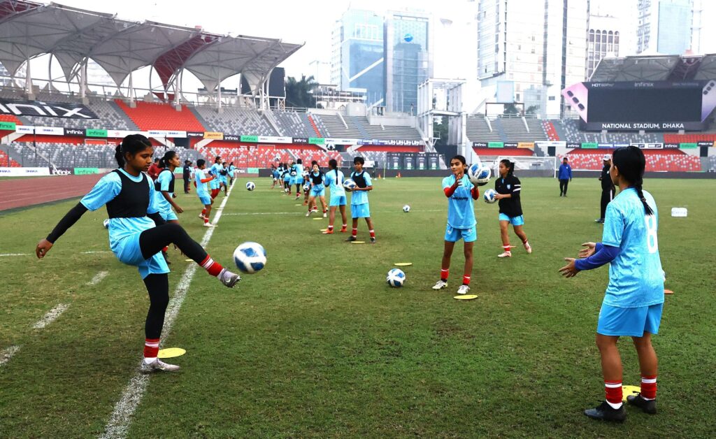 বাংলাদেশ মেয়েদের আজ আজারবাইজান পরীক্ষা